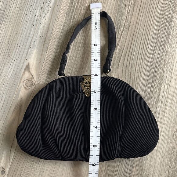 VINTAGE CHARLET Victorian  Black Fabric Purse w Jeweled Clasp  - Made In The USA - Picture 8 of 12